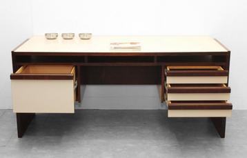 Bureau Vintage V-Form (Vermaercke) beschikbaar voor biedingen