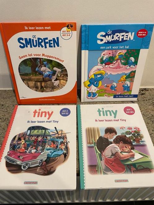 avi boekjes de smurfen en Tiny, Boeken, Kinderboeken | Jeugd | onder 10 jaar, Gelezen, Ophalen