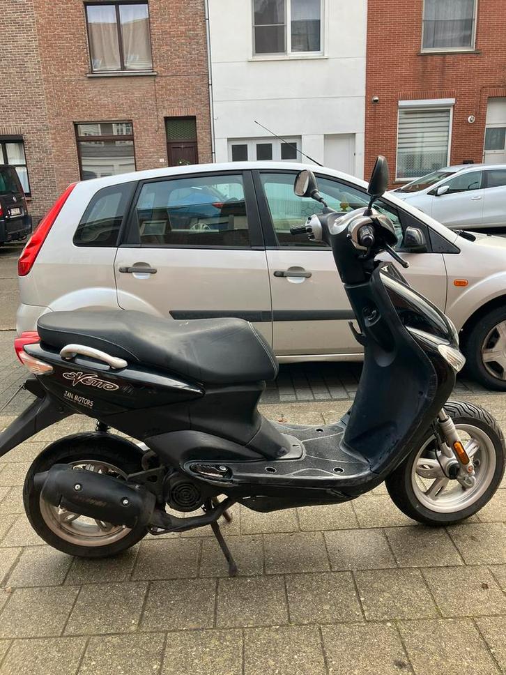 Mbk ovetto 2010, Fietsen en Brommers, Brommeronderdelen | Scooters, Gebruikt, Ophalen