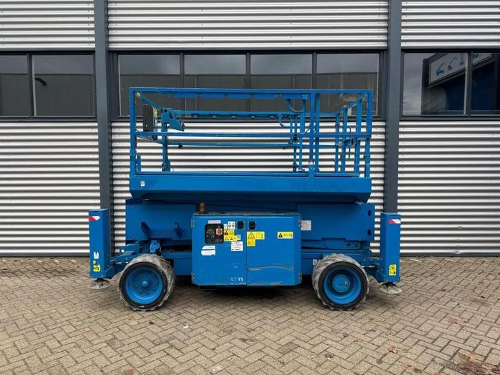 Genie GS3369DC Hoogwerker Schaarhoogwerker (bj 2016), Articles professionnels, Machines & Construction | Ascenseurs, Échafaudages & Échelles