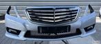 BUMPER E KLASSE W212 AMG VOORBUMPER GRILL ORIGINEEL COMPLEET, Auto-onderdelen, Gebruikt, Achterklep, Mercedes-Benz, Ophalen of Verzenden