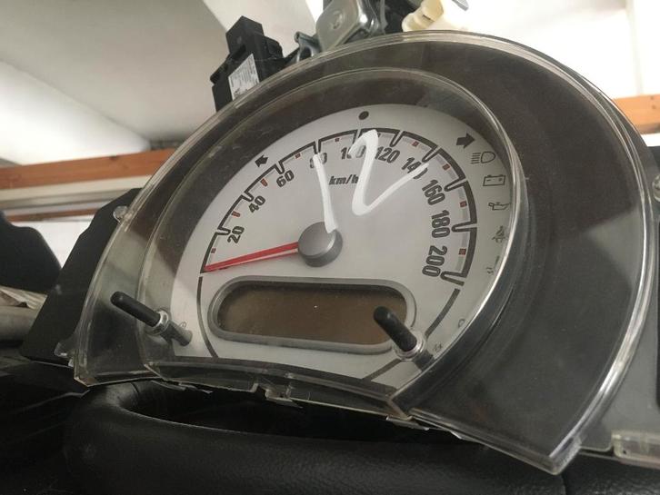 COMPTEUR OPEL AGILA B, Autos : Pièces & Accessoires, Électronique & Câbles, Opel, Utilisé, Enlèvement