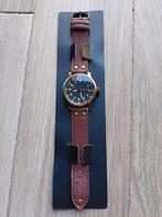 montre-bracelet, Montre-bracelet, Autres marques, Cuir, Acier