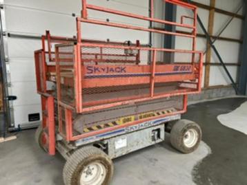 ELEVATEUR CISEAUX SKYJACK - 10 M - SJ III - 6832 beschikbaar voor biedingen