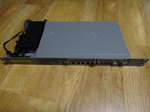 Juniper SRX320, Computers en Software, Routers en Modems, Gebruikt, Ophalen