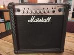 Marshall MG15CFX + footswitch, Musique & Instruments, Comme neuf, Guitare, Moins de 50 watts, Enlèvement