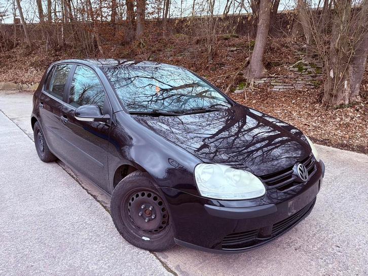 Vw Golf 5 1.9 tdi embrayage neuf distri neuf c.t garanti 1an, Auto's, Volkswagen, Bedrijf, Golf, Elektrische ramen, Diesel, Euro 4