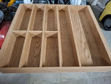 Houten bestekbak te koop beschikbaar voor biedingen