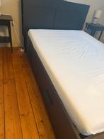 IKEA bed van 140 cm met hoofdeinde met opbergruimte, Huis en Inrichting, Ophalen, Bruin, Tweepersoons, 140 cm