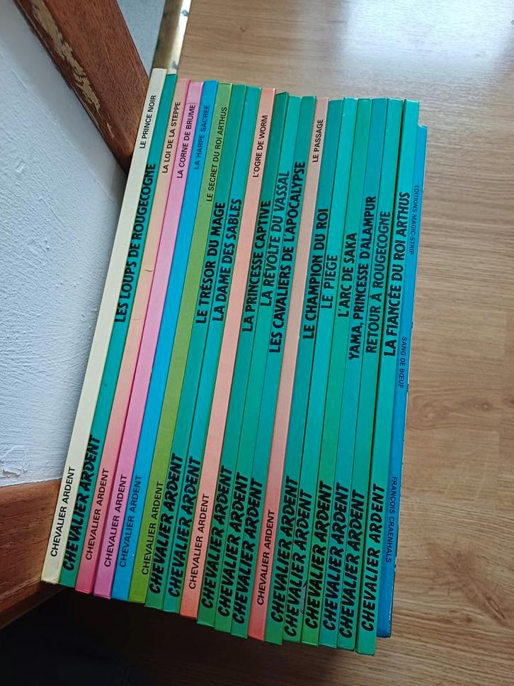 Bd Chevalier Ardent 1 à 19 + hors série, Livres, BD, Comme neuf, Plusieurs BD, Enlèvement ou Envoi
