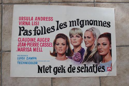 filmaffiche le dolci signore 1967 Ursula Andress filmposter, Verzamelen, Posters, Zo goed als nieuw, Film en Tv, A1 t/m A3, Rechthoekig Liggend