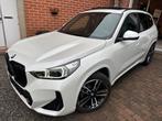 BMW sDrive18d PACK M CAMERA  GPS PANORAMISCH ZONDER SLEUTEL, Auto's, 4 cilinders, USB, Wit, Leder
