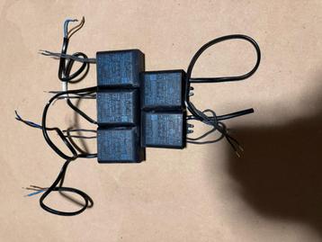 5 Electronische transfo's 220V naar 12V AC voor 20-60W beschikbaar voor biedingen