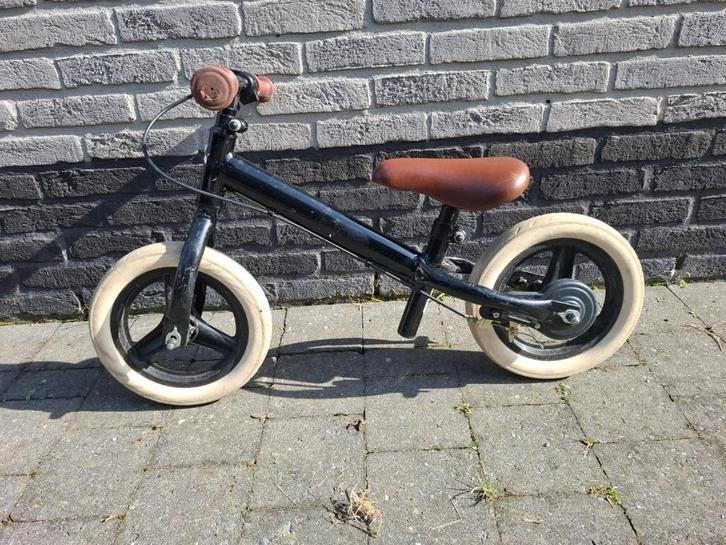 Loopfiets met rem en volle banden, Kinderen en Baby's, Speelgoed | Buiten | Voertuigen en Loopfietsen, Gebruikt, Loopfiets, Ophalen