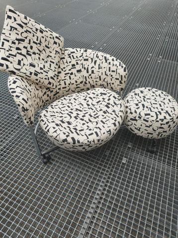 Cassina Girotonda lounge chair van Francesco Binfaré beschikbaar voor biedingen
