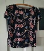 T-shirt taille 38 uniquement, Vêtements | Femmes, T-shirts, Enlèvement ou Envoi, Porté, Taille 38/40 (M)