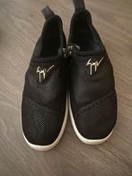 Giuseppe Zanotti, Enlèvement, Comme neuf