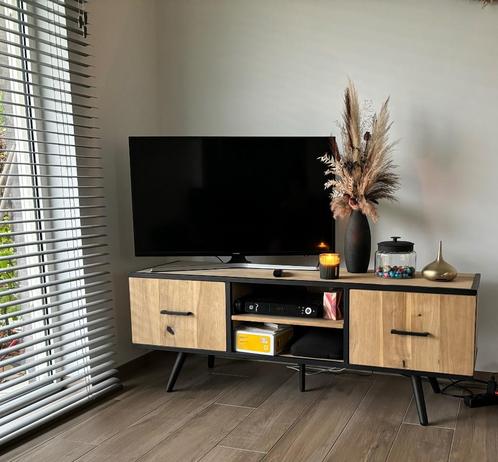 Tv meubel Xooon-kinna, Maison & Meubles, Armoires | Mobilier de télévision, Comme neuf, Moins de 100 cm, 100 à 150 cm, 25 à 50 cm
