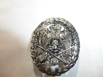 Plaatselijke militaire insignes Ex-Joegoslavië 1992/1993 beschikbaar voor biedingen