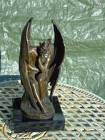 duivels- of vampierstandbeeld in brons gesigneerd op marmer, Antiek en Kunst, Ophalen of Verzenden, Brons