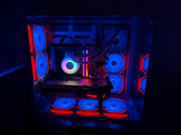 4K Game PC - RTX 5080, 7950x3D, 32gb ddr5, 5TB opslag, Informatique & Logiciels, Ordinateurs de bureau, Comme neuf, 4 Ghz ou plus