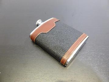 Zakfles beschikbaar voor biedingen