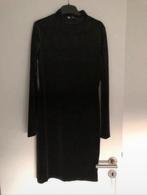 Robe noire en velours neuve XS, Vêtements | Femmes, Robes, Enlèvement, Comme neuf