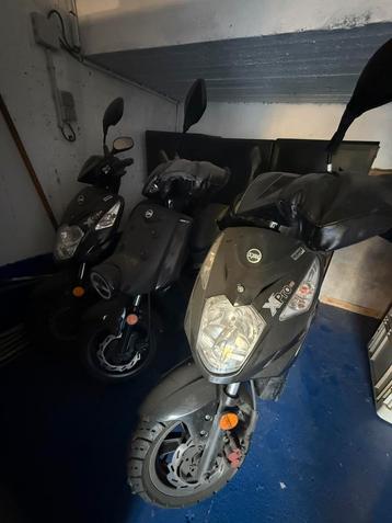 Sym xpro scooter aklasse en bklasse met pizzabak beschikbaar voor biedingen
