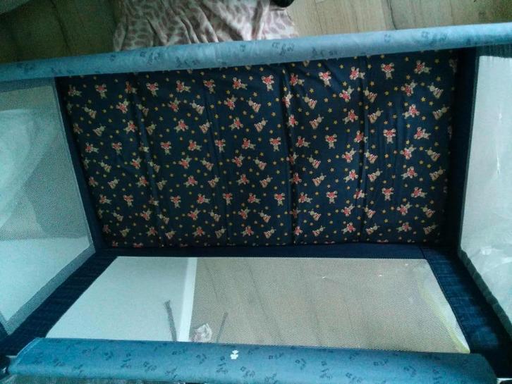 Lit bébé de voyage, Enfants & Bébés, Berceaux & Lits, Lit, Enlèvement