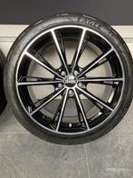 19” Nissan Juke F16 sport velgen + banden 5x114.3 225/45/19, 19 inch, Gebruikt, Banden en Velgen, Ophalen of Verzenden