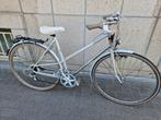 Mooi retro damesfiets, Fietsen en Brommers, Fietsen | Dames | Sportfietsen en Toerfietsen, Ophalen, Zo goed als nieuw