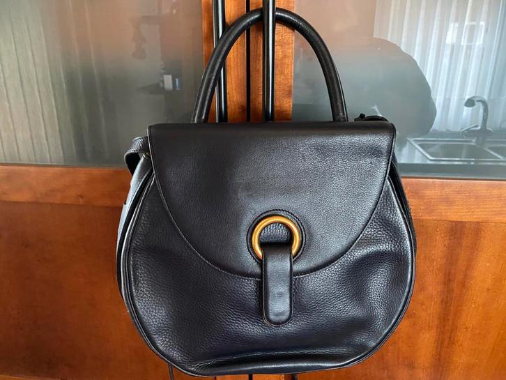 Delvaux handtas donkerblauw, Handtassen en Accessoires, Tassen | Damestassen, Handtas, Ophalen