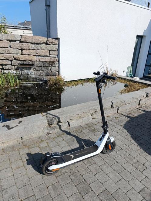 Elektrische step Niu KQi2 - plooistep, Fietsen en Brommers, Steps, Zo goed als nieuw, Ophalen