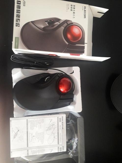 elecom huge trackball, Computers en Software, Muizen, Nieuw, Overige typen, Rechtshandig, Bedraad, Ergonomisch, Gaming muis, Ophalen of Verzenden