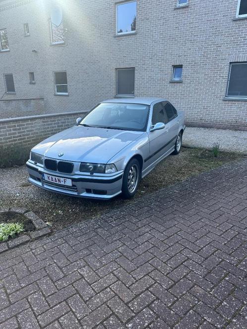 Bmw e36 320i sedan, Auto's, BMW, Particulier, Ophalen