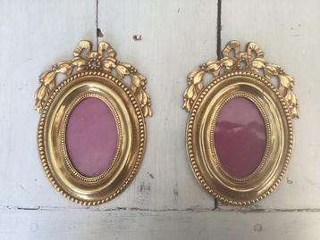 Cadres photos en bronze doré Napoléon III beschikbaar voor biedingen