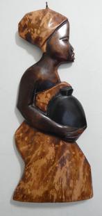 houtsnijwerk, wand sculptuur Afrikaanse kunst. [1325], Enlèvement ou Envoi