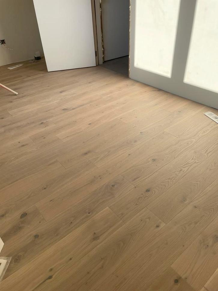 12m2 Meerlagig parquet toplaag eik whitewash, Doe-het-zelf en Bouw, Vloerdelen en Plavuizen, Nieuw, Parket, Hout, 50 tot 150 cm