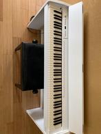 Piano digitaal Roland F-120 wit met stoeltje, Piano, Utilisé, Enlèvement ou Envoi, Blanc
