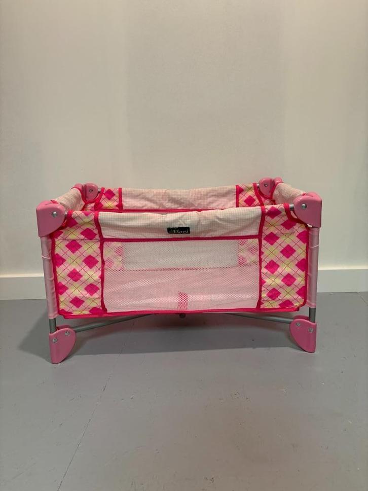 Roze poppenbedje / reisbedje, Kinderen en Baby's, Speelgoed | Poppen, Gebruikt, Babypop, Ophalen