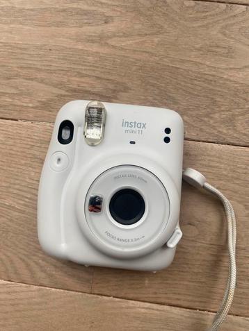 Instax mini 11 + draagtas wit beschikbaar voor biedingen