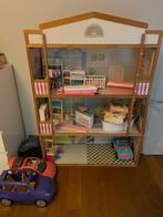 Prachtig en groot houten barbie huis met meubeltjes, Kinderen en Baby's, Poppenhuis, Gebruikt, Ophalen