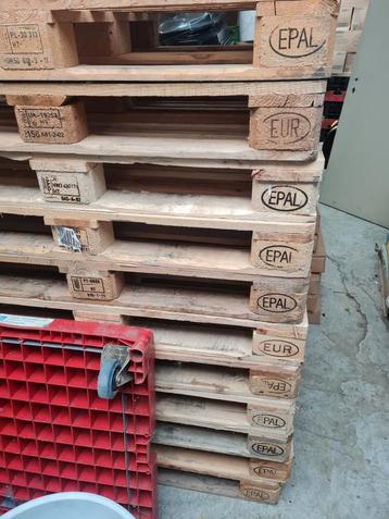 Euro Palletten te koop  beschikbaar voor biedingen