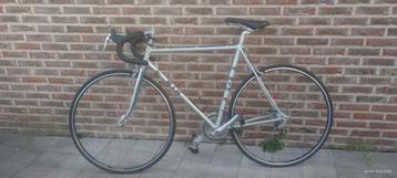 Racefiets Rih Elan beschikbaar voor biedingen