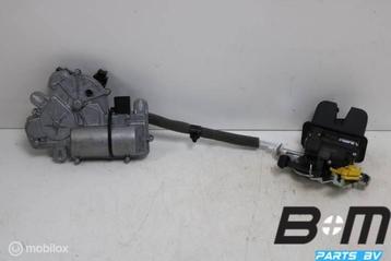 Achterklepslot met sluithulp Audi A5 F5 SB 3V5827887B beschikbaar voor biedingen