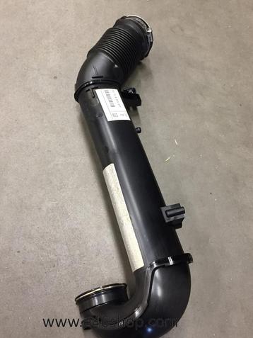 Luchtinlaat slang BMW F40 F44 F45 F46 X1 X2 MINI oe 13718511 beschikbaar voor biedingen