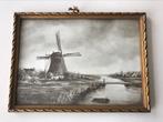 Oude lijst kader goudkleurig molen aan rivier achter glas, Antiek en Kunst, Ophalen of Verzenden