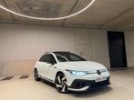 VW GOLF GTI CLUBSPORT/PANO/CAMERA/SFEER/CARPLAY/GARANTIE, Auto's, Volkswagen, Testrit aan huis, 1984 cc, Alcantara, Wit