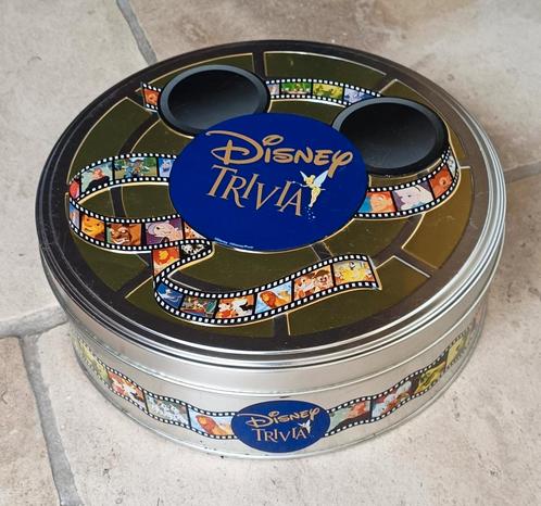 Disney trivial pursuit in blik gezelschapsspel, Hobby & Loisirs créatifs, Jeux de société | Jeux de plateau, Comme neuf, Trois ou quatre joueurs