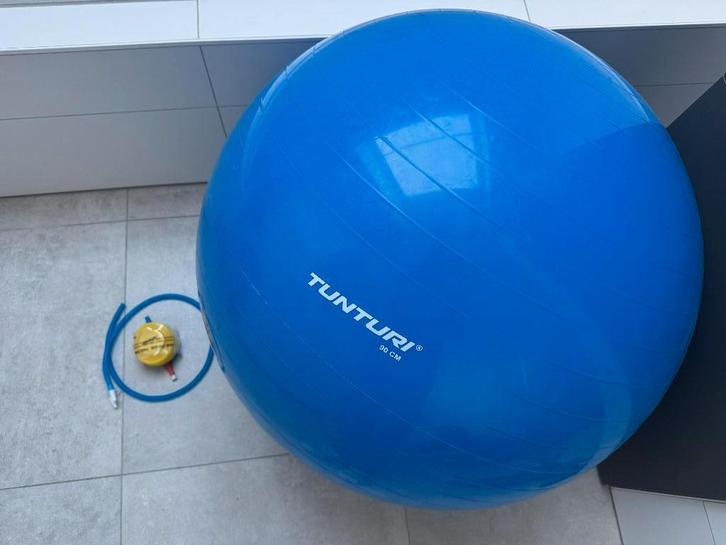 Tunturi Fitnessbal 90 cm, Sports & Fitness, Équipement de fitness, Utilisé, Balle de fitness, Abdominaux, Dos, Enlèvement ou Envoi